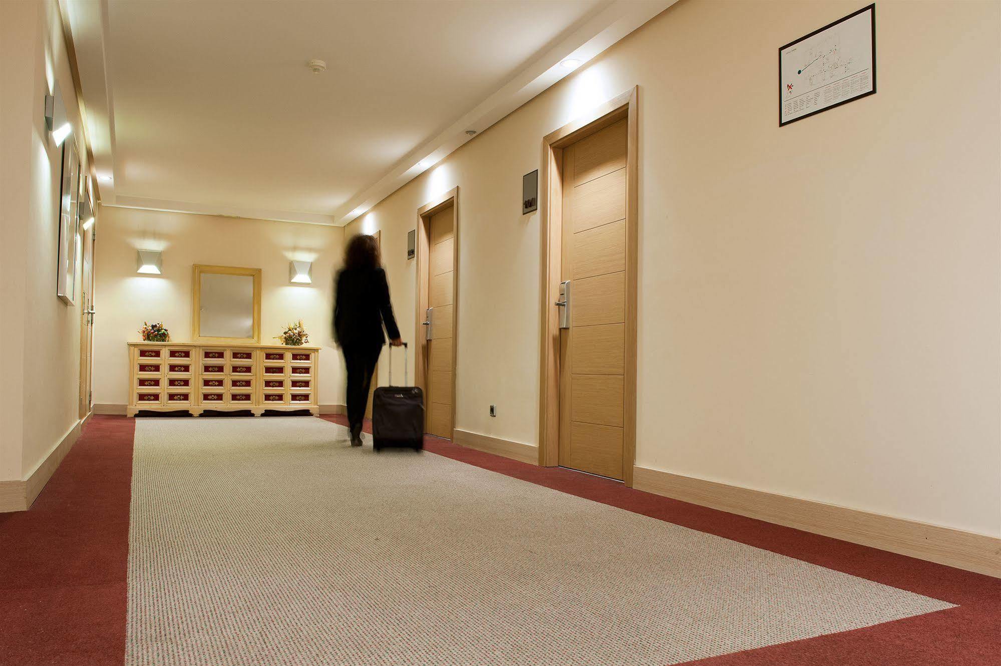 Hotel Duran Φιγκέρες Εξωτερικό φωτογραφία
